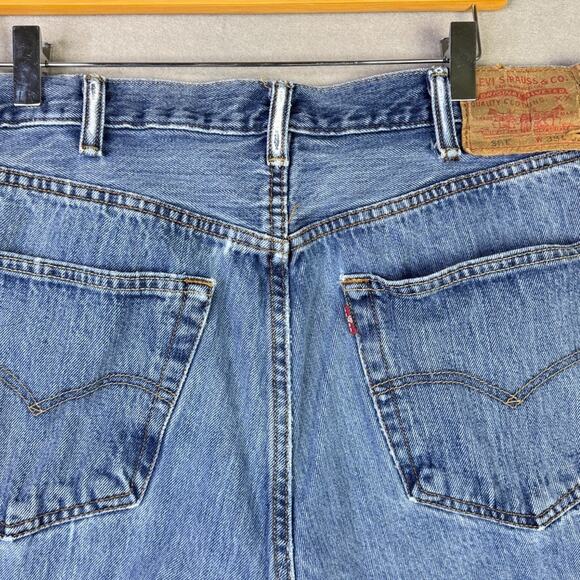 Levi's Mens 501 Jeans 38x32 Straight Leg Button Fly Blue Denim Straight Fit - Picture 8 of 12
